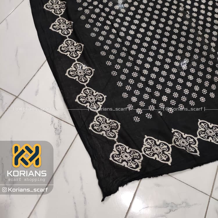 روسری ترکمن (یالق) مدل گل‌ریز — تصویر ۳