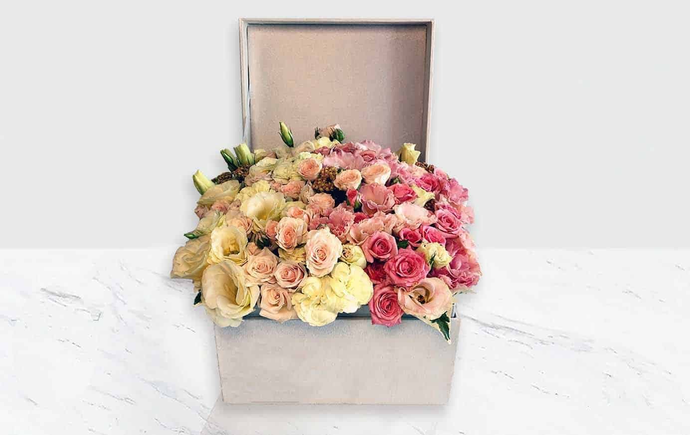باکس گل Lovely Velvet