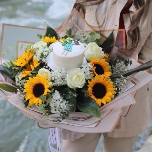 گل فروشی محدوده پاساژ در شهرک غرب t4383