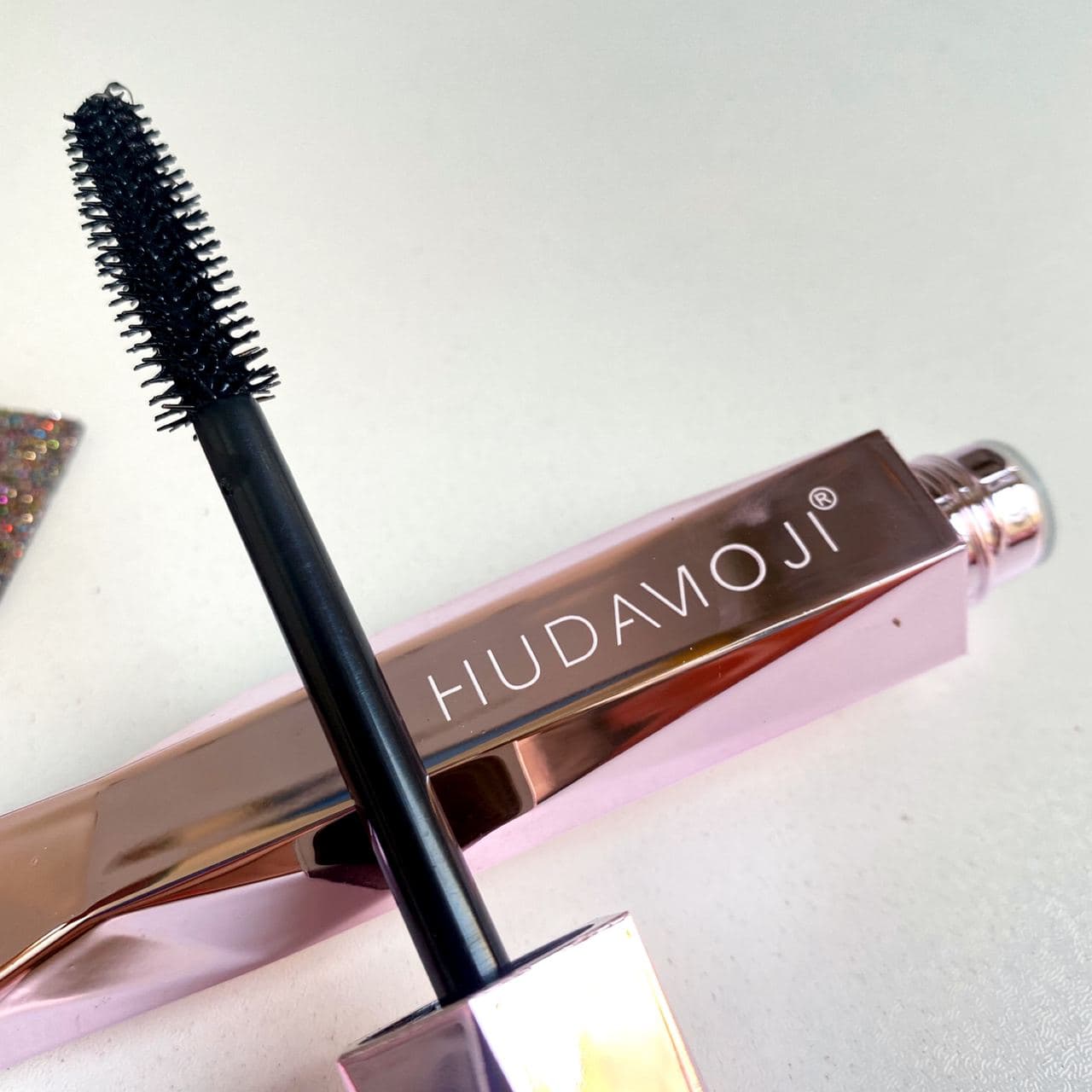 ریمل ژله ای HUDA MOJI — تصویر ۳