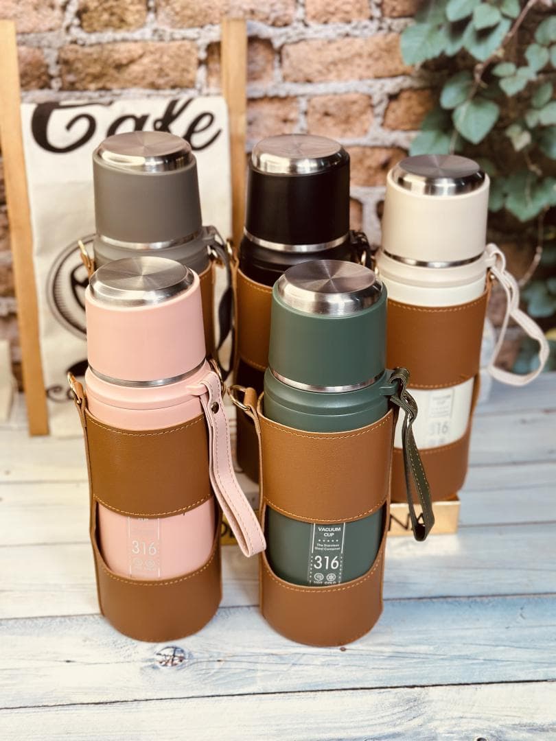 فلاسك ٣١٦ كاور چرمي کد 3405