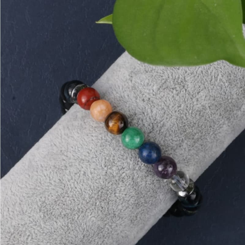 دستبند چشم شاهین آبی و هفت چاکرا با میان کار حدید(D.183) — تصویر ۲