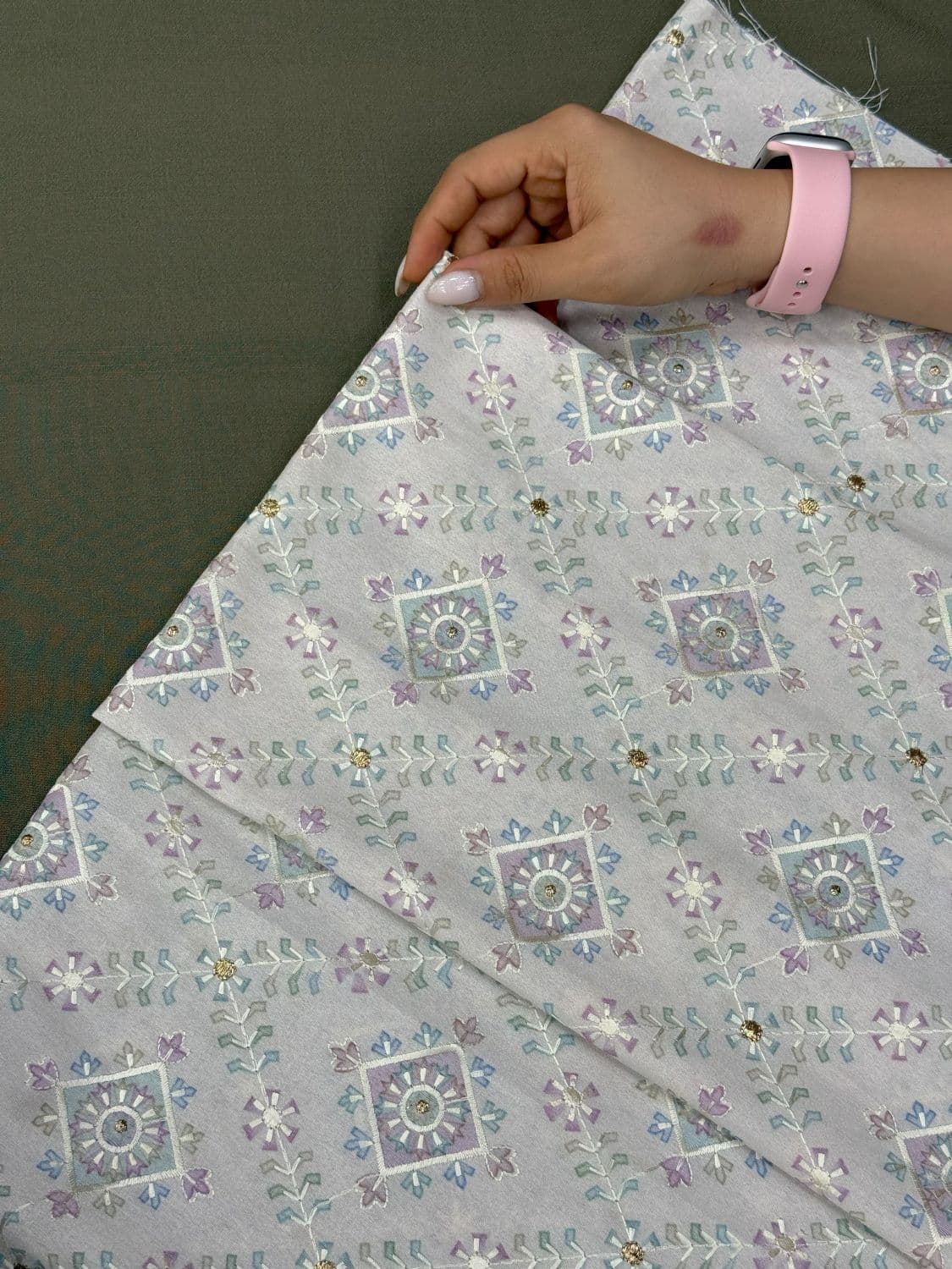 تافته سوزندوزی کد 1