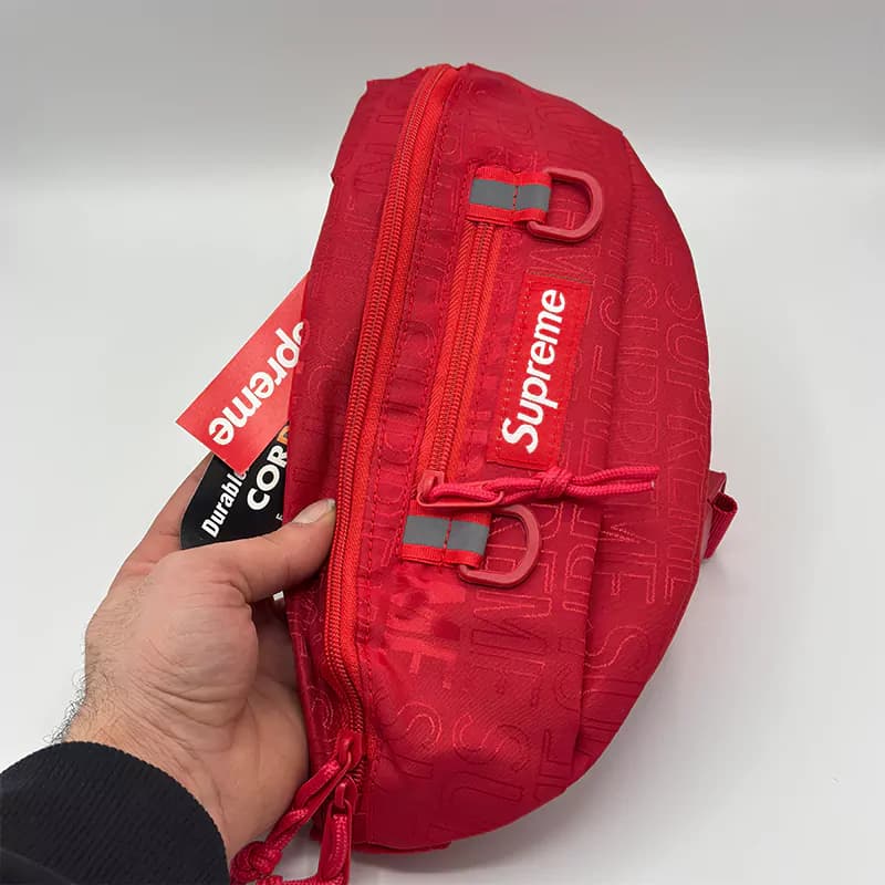 بادی بگ یا کیف سوپریم Supreme قرمز — تصویر ۲