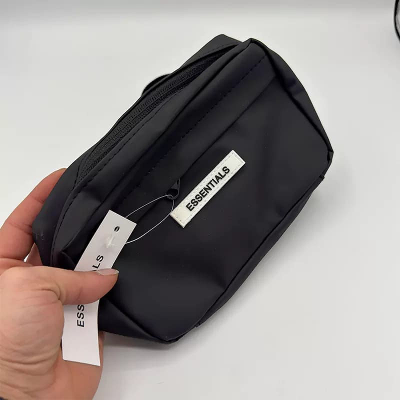 بادی بگ یا کیف اسنشیال Essentials کد 2 — تصویر ۲