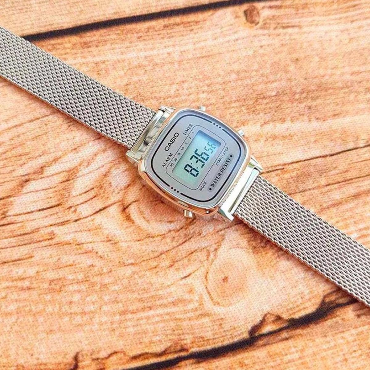 ساعت مچی زنانه کاسیو CASIO LA670WEM-7 — تصویر ۴
