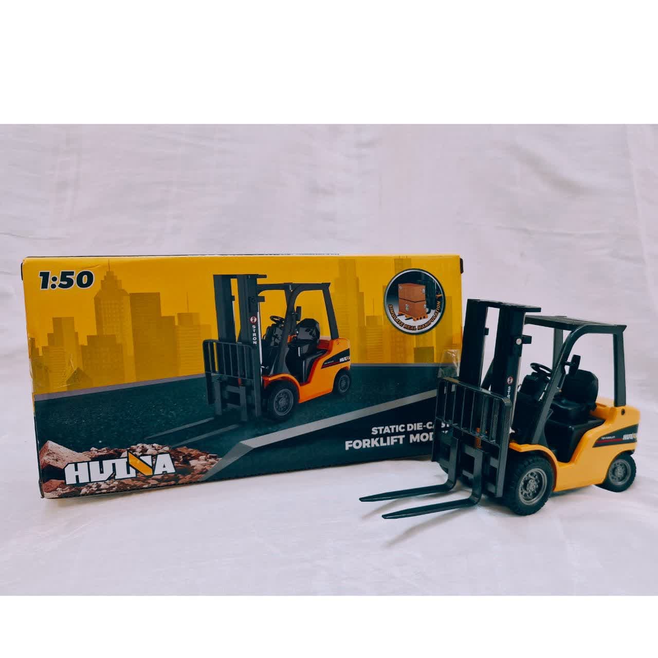 ماکت فلزی لیفتراک مقیاس 1.50 برند هوینا