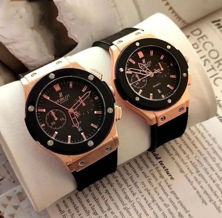 ست ساعت مچی مردانه و زنانه Hublot (رزگلد صفحه مشکی) کد 4561