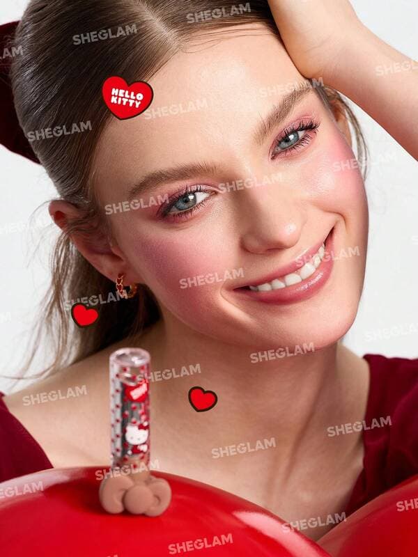 بالم لب مغذی رنگ Smitten Kitten کالکشن Hello Kitty شیگلم SHEGLAM — تصویر ۶