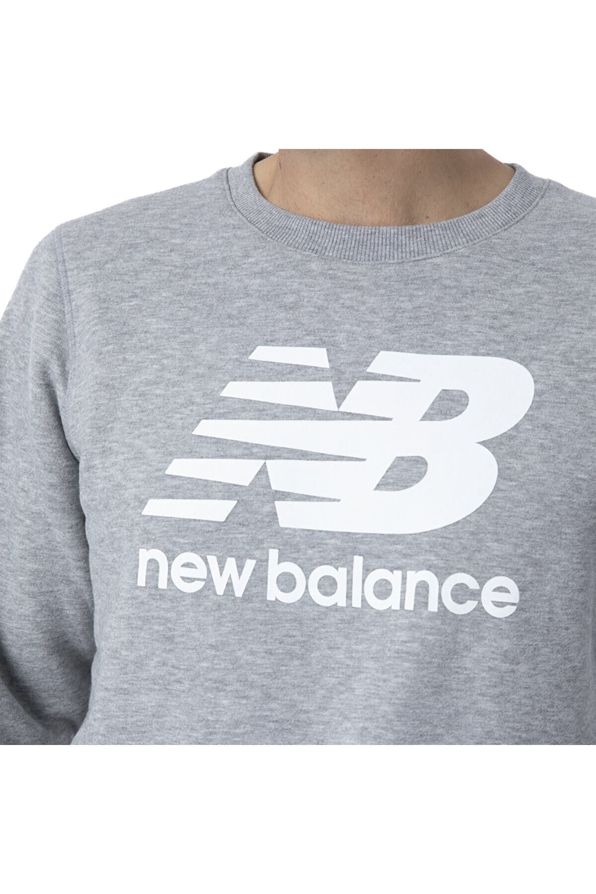 سویشرت نیو بالانس مردانه پنبه ای خاکستری اسپرت طرح دار Regular/رگولار Regular/رگولار اسپرت | New Balance MNC1105-AG TR — تصویر ۳