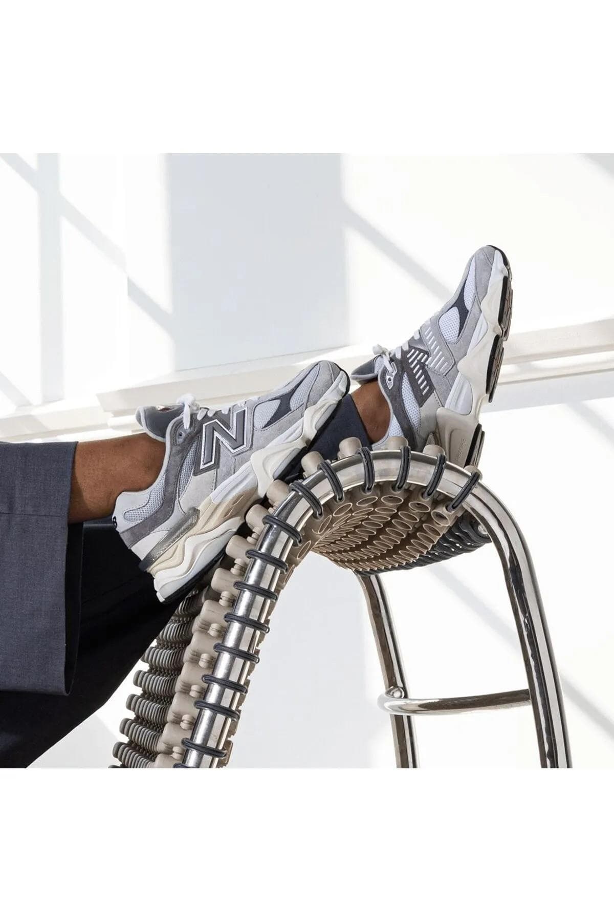 کفش اسنیکر نیو بالانس زنانه پارچه خاکستری راسته اسپرت | New Balance P-00000002227 CH — تصویر ۴