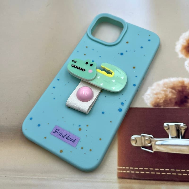 قاب گوشی iPhone 13 / iPhone 14 آیفون pbq بند انگشتی طرح تمساح کد 247619 — تصویر ۲