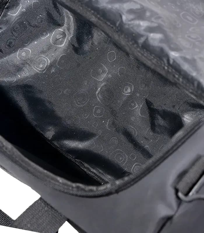 ساک ورزشی جاکفشی دار Nike با محفظه شیکر — تصویر ۴
