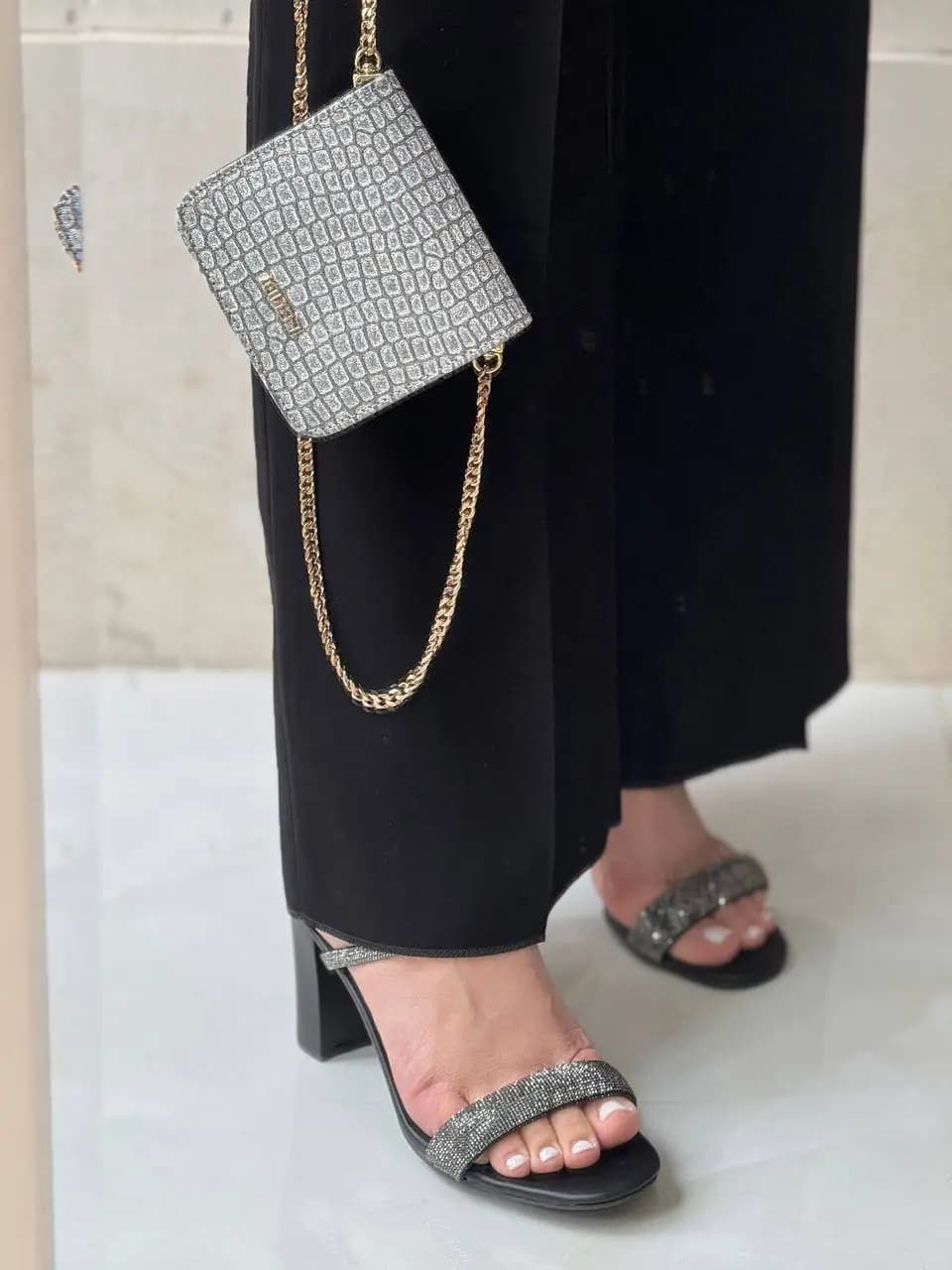 کیف دوشی مجلسی مینی بگ فندی — تصویر ۲
