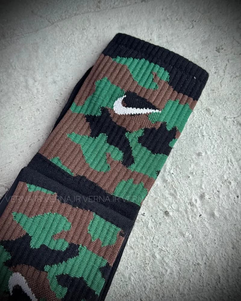 جوراب ساقدار طرح چیریکی NIKE — تصویر ۳