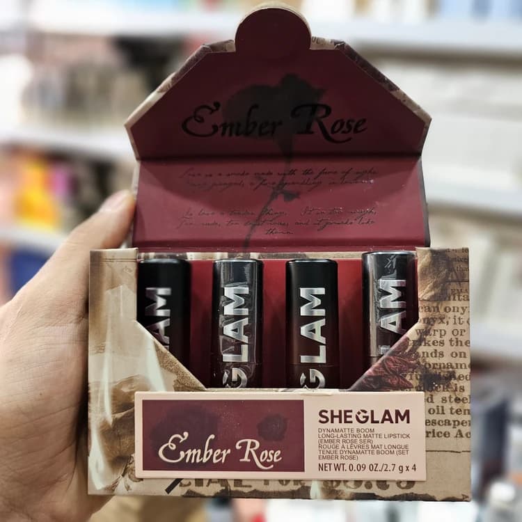 ست رژ لب جامد بسته ۴ عددی اصل