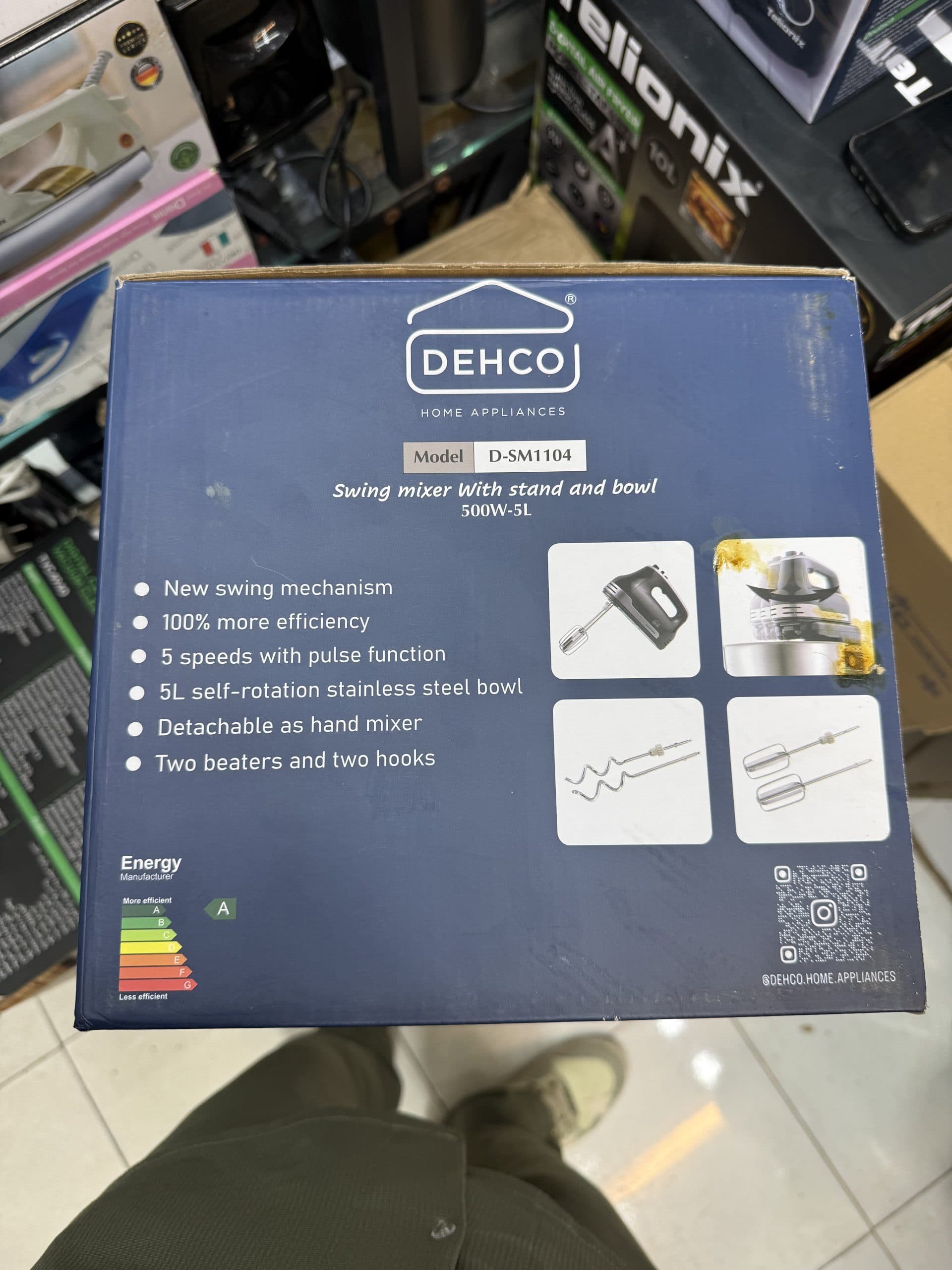 همزن ایستاده دهکو DEHCO مدل D-SM1104 با ظرف ۵ لیتری، توان ۵۰۰ وات، ۵ سرعت با حالس پالس، قابلیت جدا شدن به همزن دستی، ظرف استیل چرخان، کلاس انرژی A|اورجینال(عمده و تک) — تصویر ۲