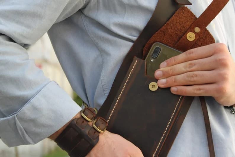 کیف جلیقه شانه چرم طبیعی مدل Shoulder Vest Bag 01 | سیلوا چرم — تصویر ۷