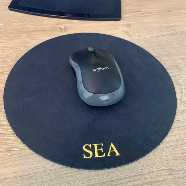موس پد چرم طبیعی مدل Mousepad 29 | سیلوا چرم — تصویر ۳