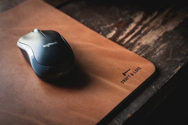 موس پد چرم طبیعی مدل Mousepad 27 | سیلوا چرم — تصویر ۲