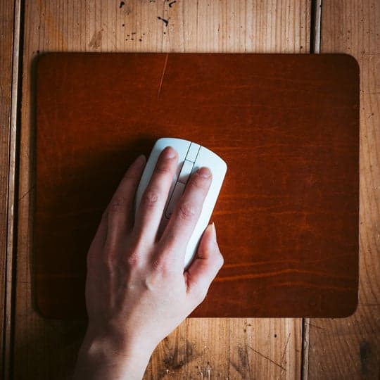موس پد چرم طبیعی مدل Mousepad 28 | سیلوا چرم — تصویر ۶