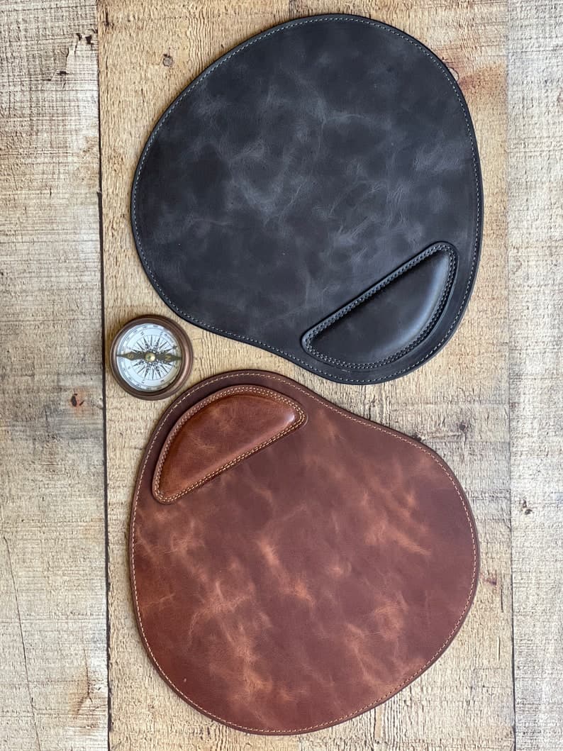 موس پد چرم طبیعی مدل Mousepad 20 | سیلوا چرم — تصویر ۲