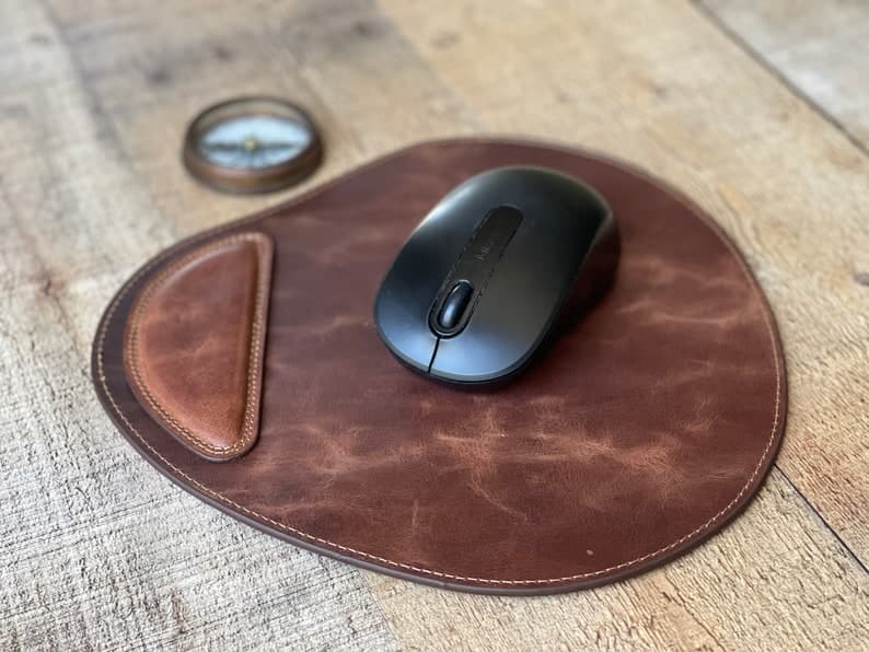 موس پد چرم طبیعی مدل Mousepad 20 | سیلوا چرم