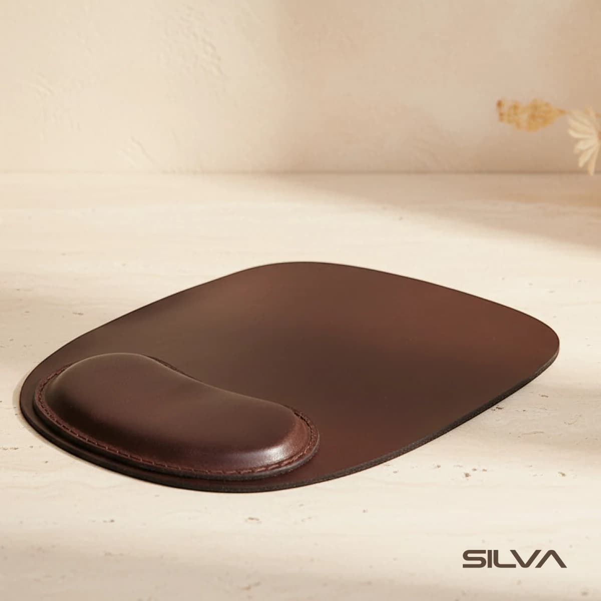 موس پد چرم طبیعی مدل Mousepad 17 | سیلوا چرم — تصویر ۵