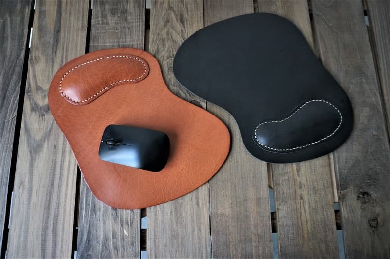 موس پد چرم طبیعی مدل Mousepad 15 | سیلوا چرم — تصویر ۲