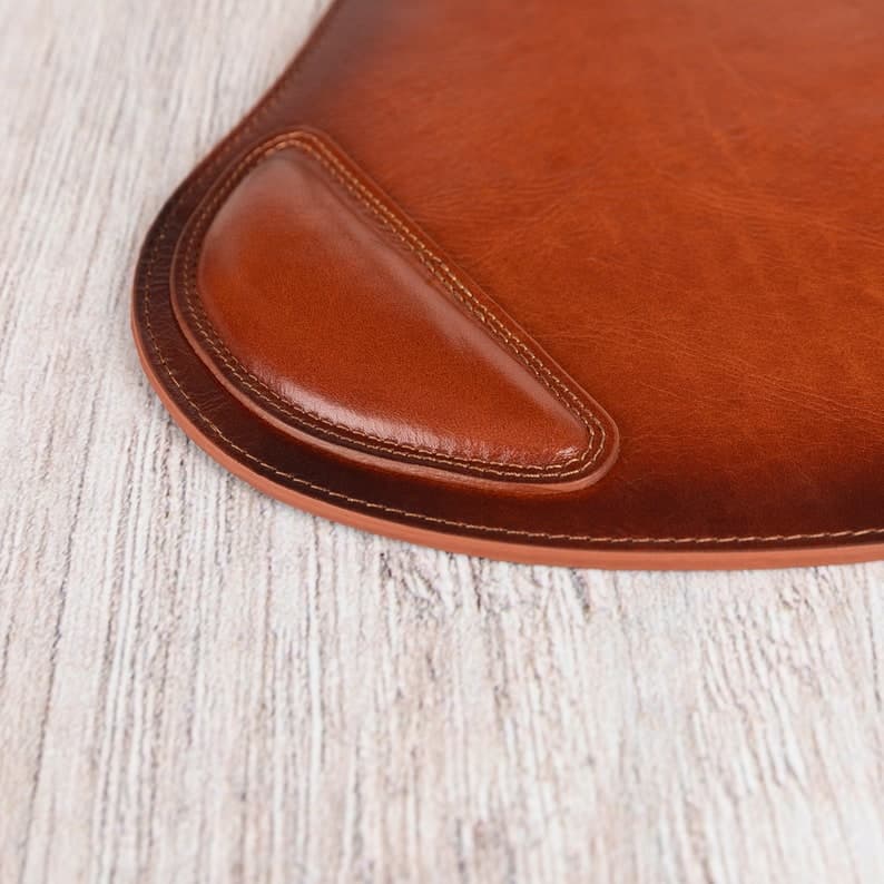 موس پد چرم طبیعی مدل Mousepad 11 | سیلوا چرم — تصویر ۶