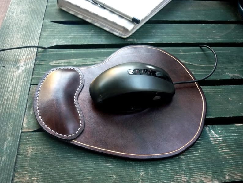 موس پد چرم طبیعی مدل Mousepad 04 | سیلوا چرم