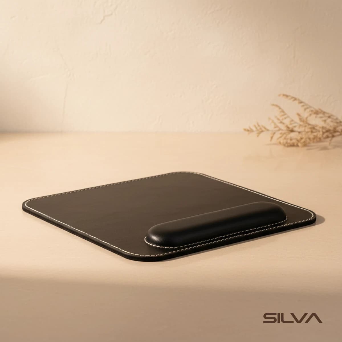 موس پد چرم طبیعی مدل Mousepad 02 | سیلوا چرم — تصویر ۸