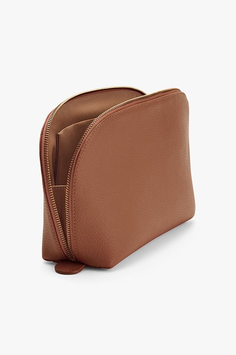 کیف آرایشی زنانه چرم طبیعی مدل Makeup Bag 26 | سیلوا چرم — تصویر ۴