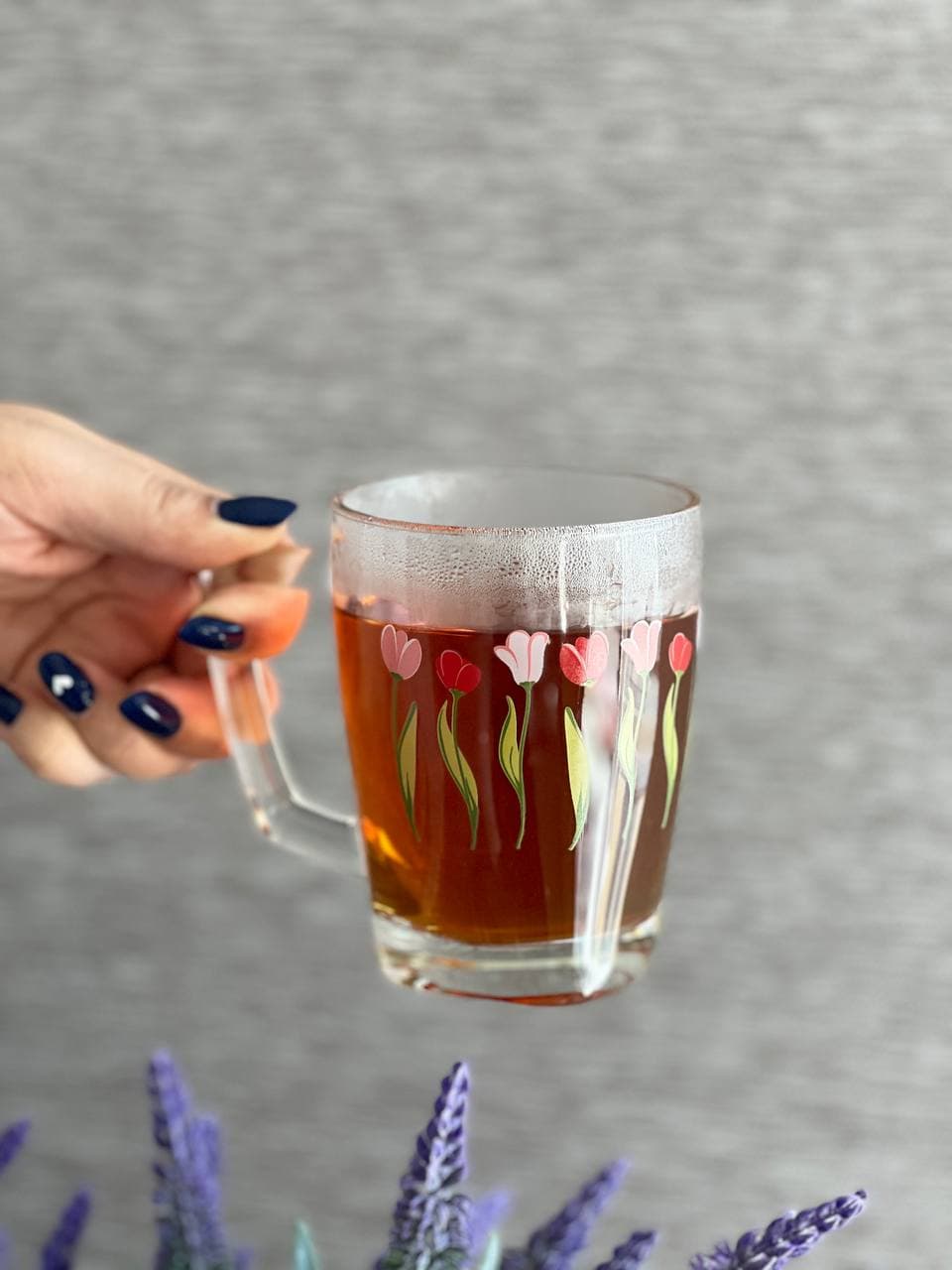 لیوان دسته دار اوشن 320 میل- طرح لاله قرمز کد 3 – دونه ای — تصویر ۳
