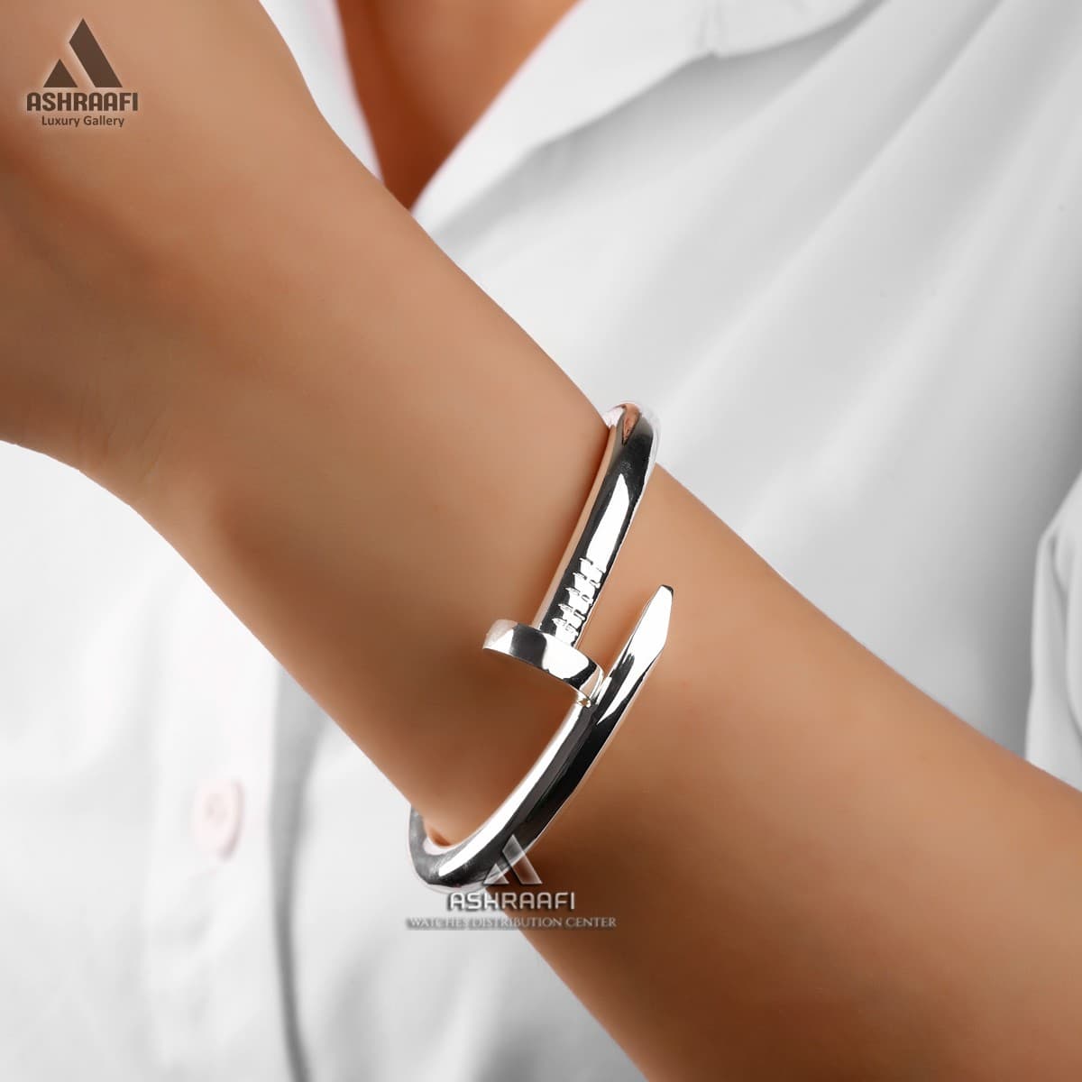 دستبند میخی پهن Cartier Nail Bracelet S1 — تصویر ۳
