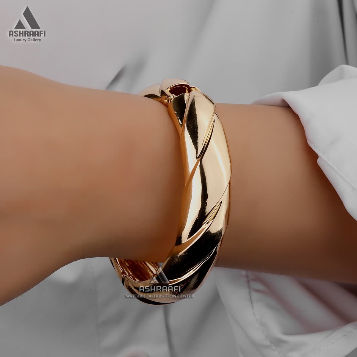 دستبند پهن زنانه Women Bracelet G3 — تصویر ۳