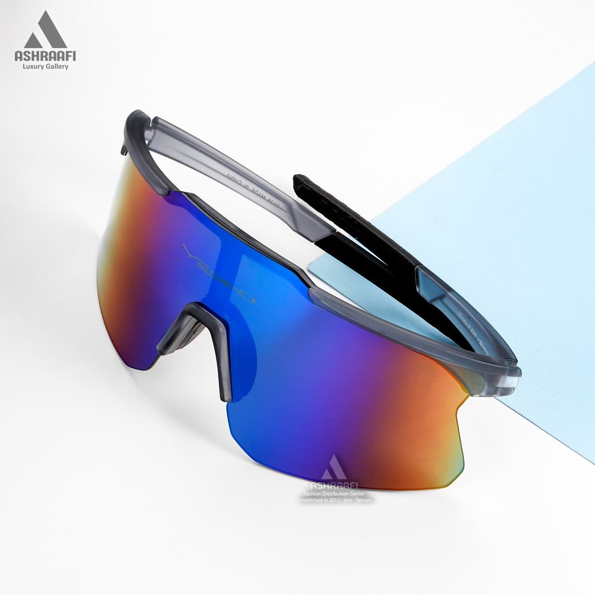 عینک ورزشی اوکلی Oakley 9328 — تصویر ۳