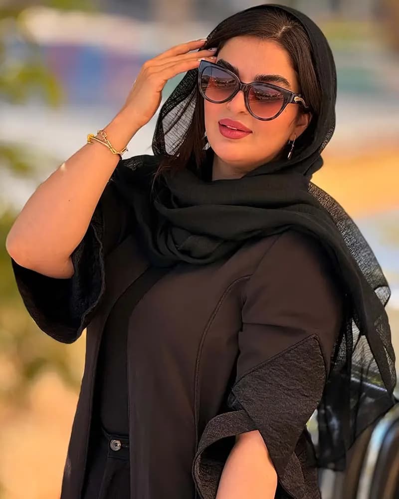 عینک آفتابی زنانه روبرتو کاوالی مدل ROBERTO CAVALLI SRC054 — تصویر ۲