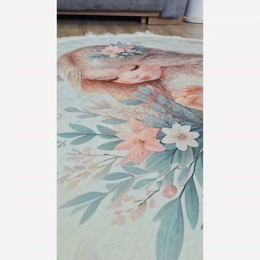 فرشینه | فرش چاپی برند حسن نیا چاپی مخمل گرد دخترانه U429 (پس کرایه) — تصویر ۲