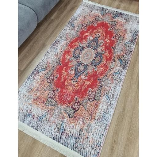 فرشینه | فرش چاپی برند حسن نیا چاپی مخمل شنل طرح سنتی وینتیج h236 (پس کرایه)