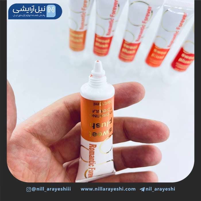 رژگونه مایع تیوپی رومانتیک فوراور کد RF – S002 — تصویر ۳