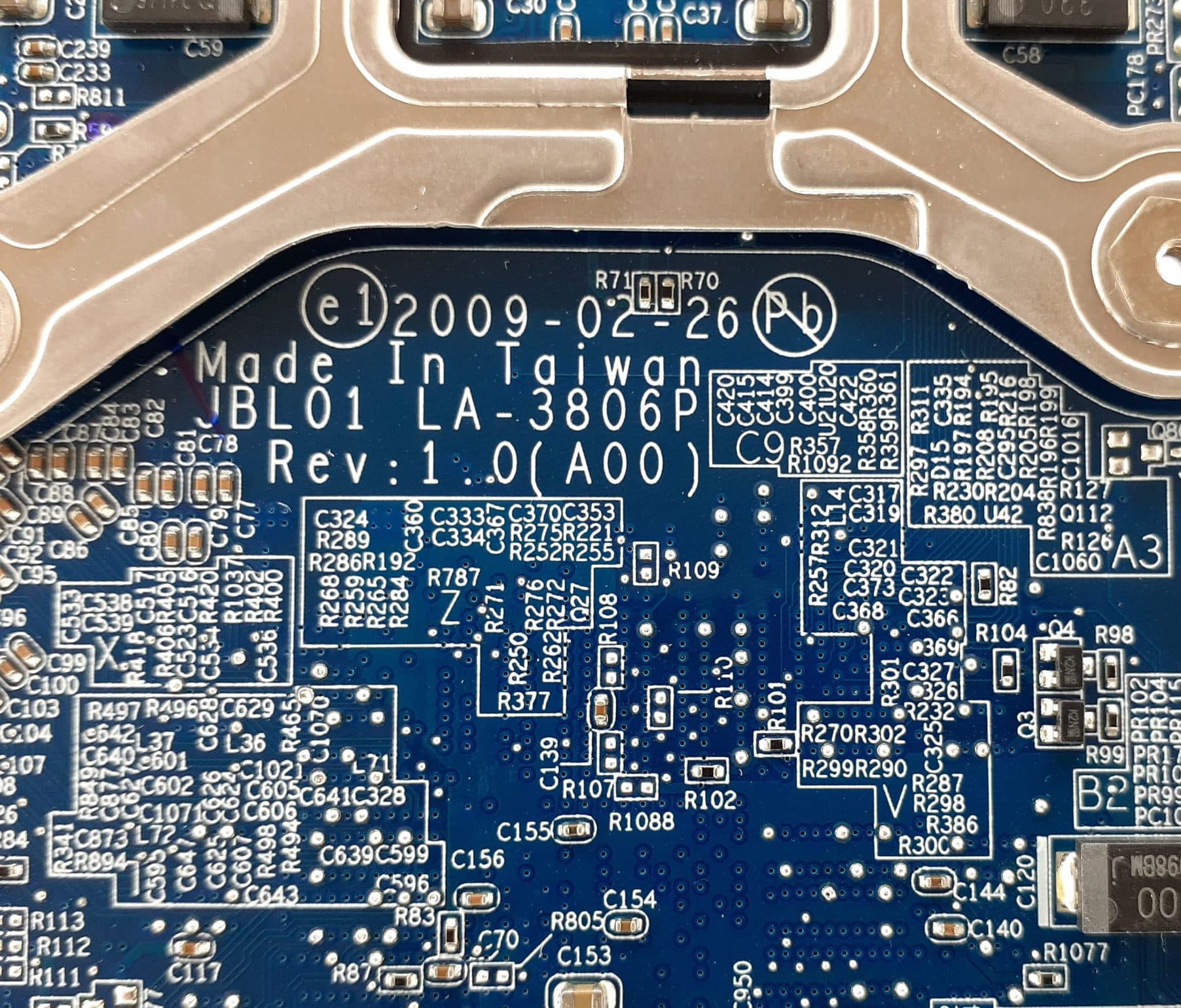 مادربرد لپ تاپ دل Latitude E6400 (La-3806p) DUAL CORE با گرافیک 512MB — تصویر ۳