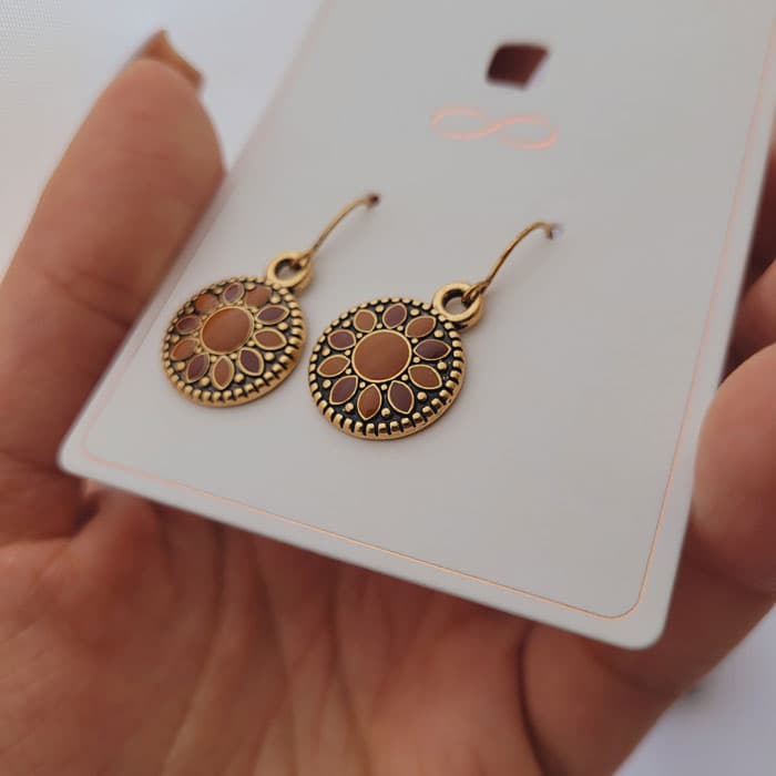 گوشواره آویز طرح شمس و گل — تصویر ۴
