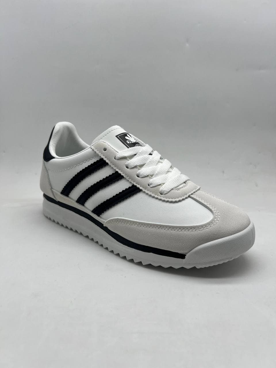 کفش ادیداس سامبا سفید مشکی white black Adidas Samba shoes — تصویر ۲
