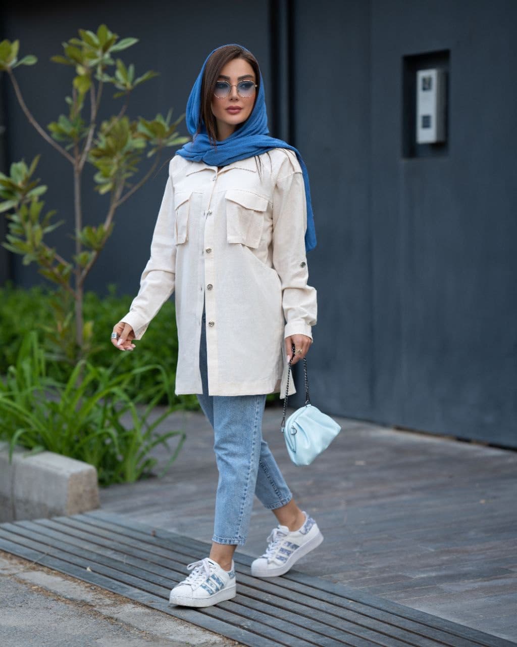 مانتو شیک و خنک زنانه — تصویر ۳