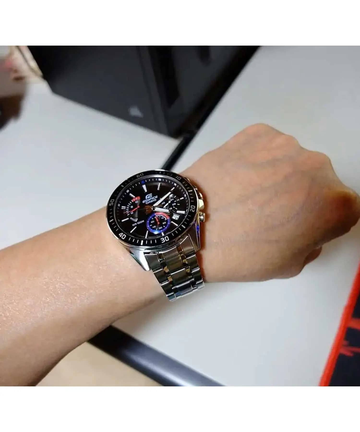 ساعت مردانه آنالوگ ادیفیس کاسیو مدل CASIO-EFR-552D-1A3VUDF — تصویر ۶