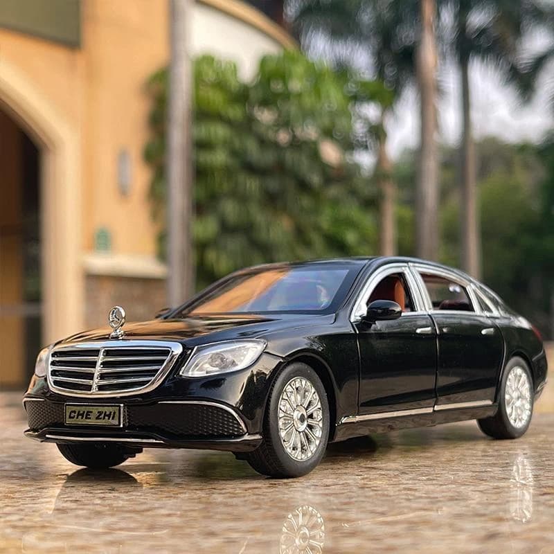 ماشین بازی چه ژی مدل Mercedes-Benz E300 کد CZ155A — تصویر ۲
