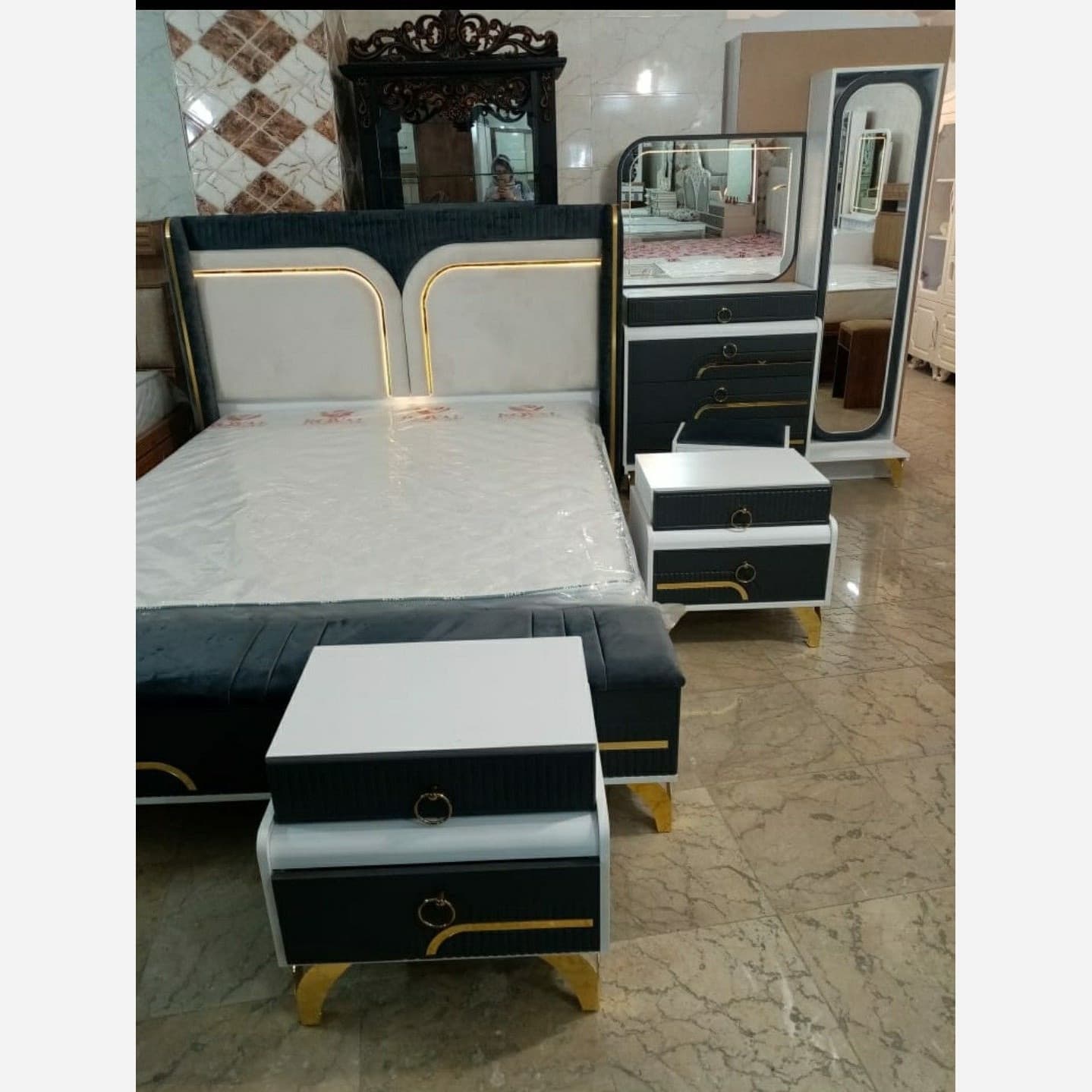 سرویس خواب ونوس مبلمان فرنا مدل 1142158 — تصویر ۲
