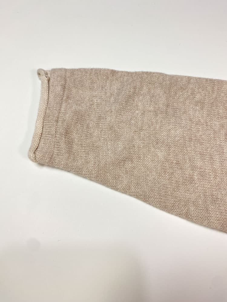 ایراد دار _ سویشرت نوزادی آستین بلند برند لوپیلو طرح ساده کلاه دار جلو دکمه ای کرمی رنگ – 6 تا 12 ماه — تصویر ۴