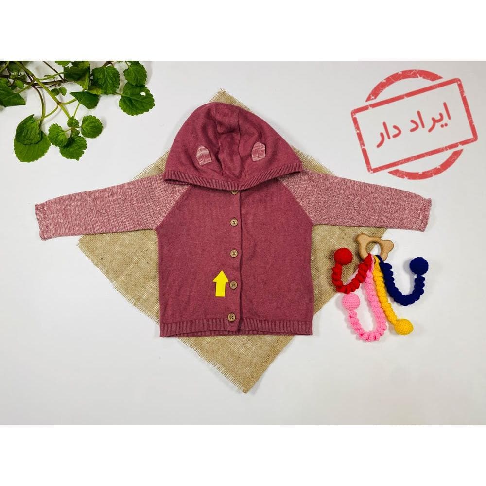 ایراد دار _ سویشرت نوزادی دخترانه آستین بلند طرح ساده جلو دکمه ای کلاه دار کالباسی رنگ – 6 تا 12 ماه